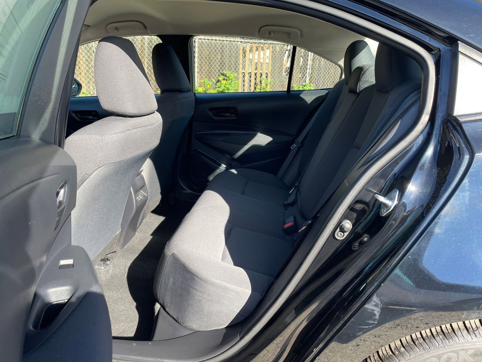 Used 2025 Toyota Corolla LE image 23