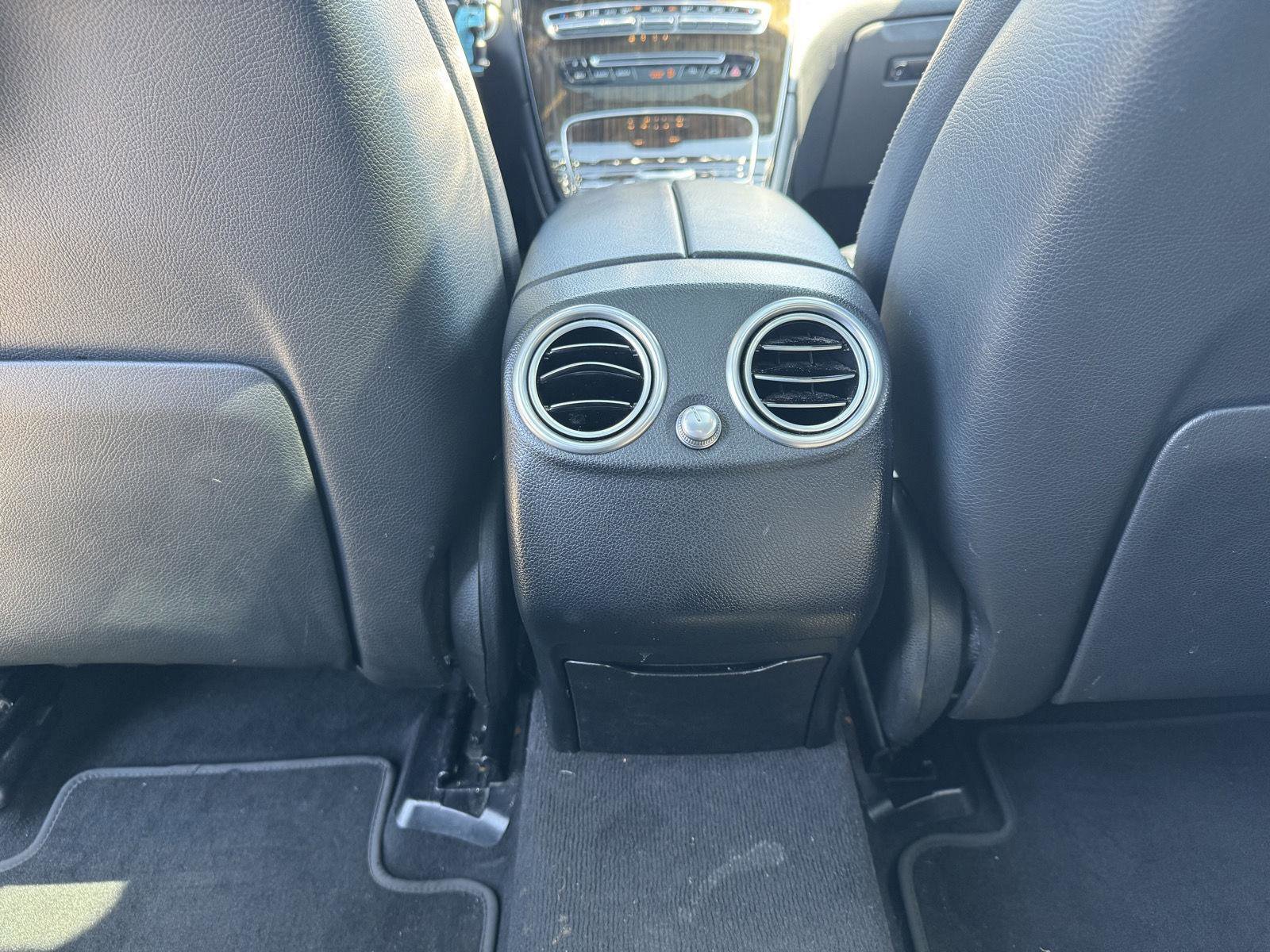 Used 2018 Mercedes-Benz GLC 300 image 18