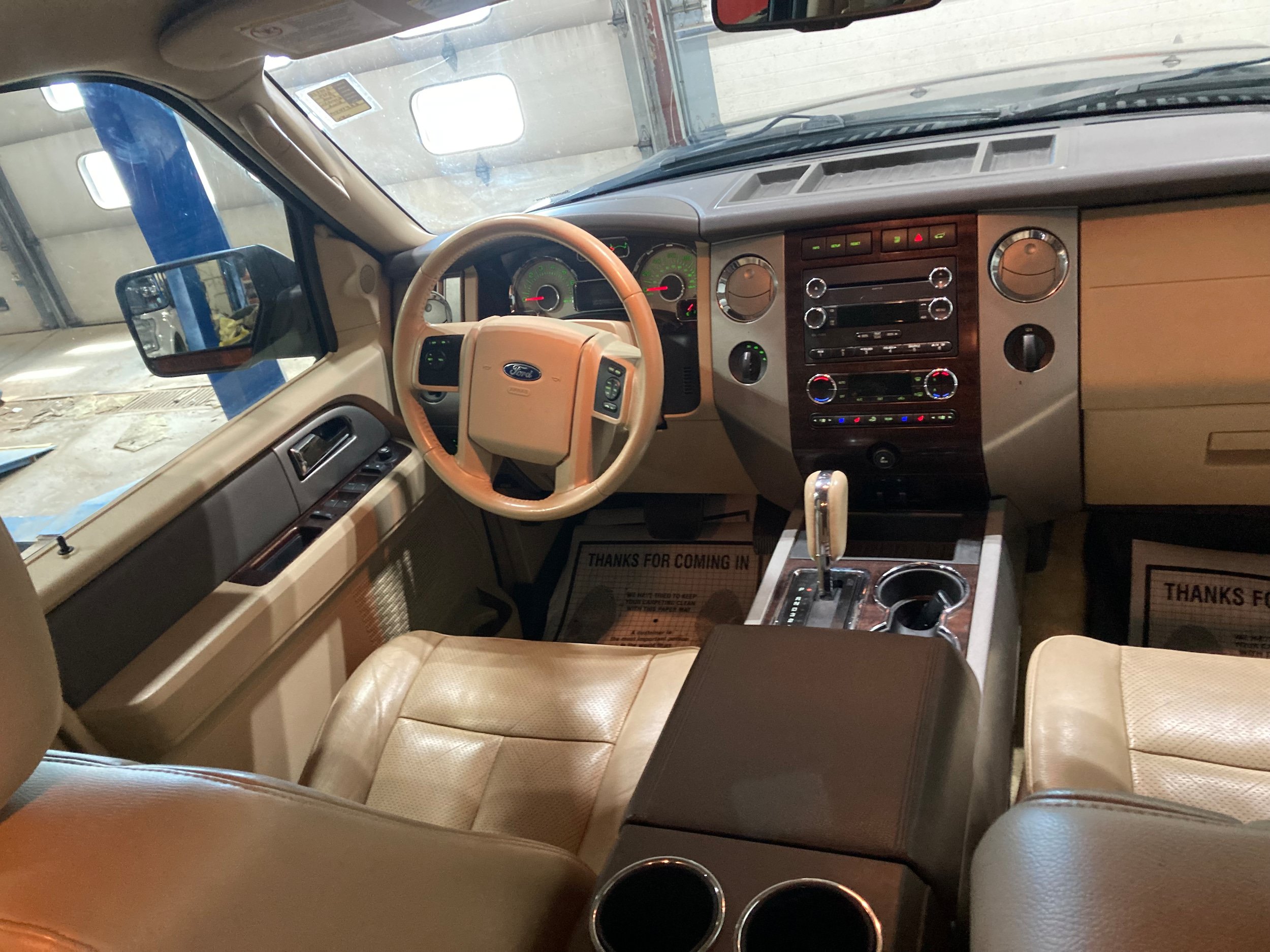 Used 2014 Ford Expedition EL XLT w/ Equipment Group 202A AWD/4WD image 10