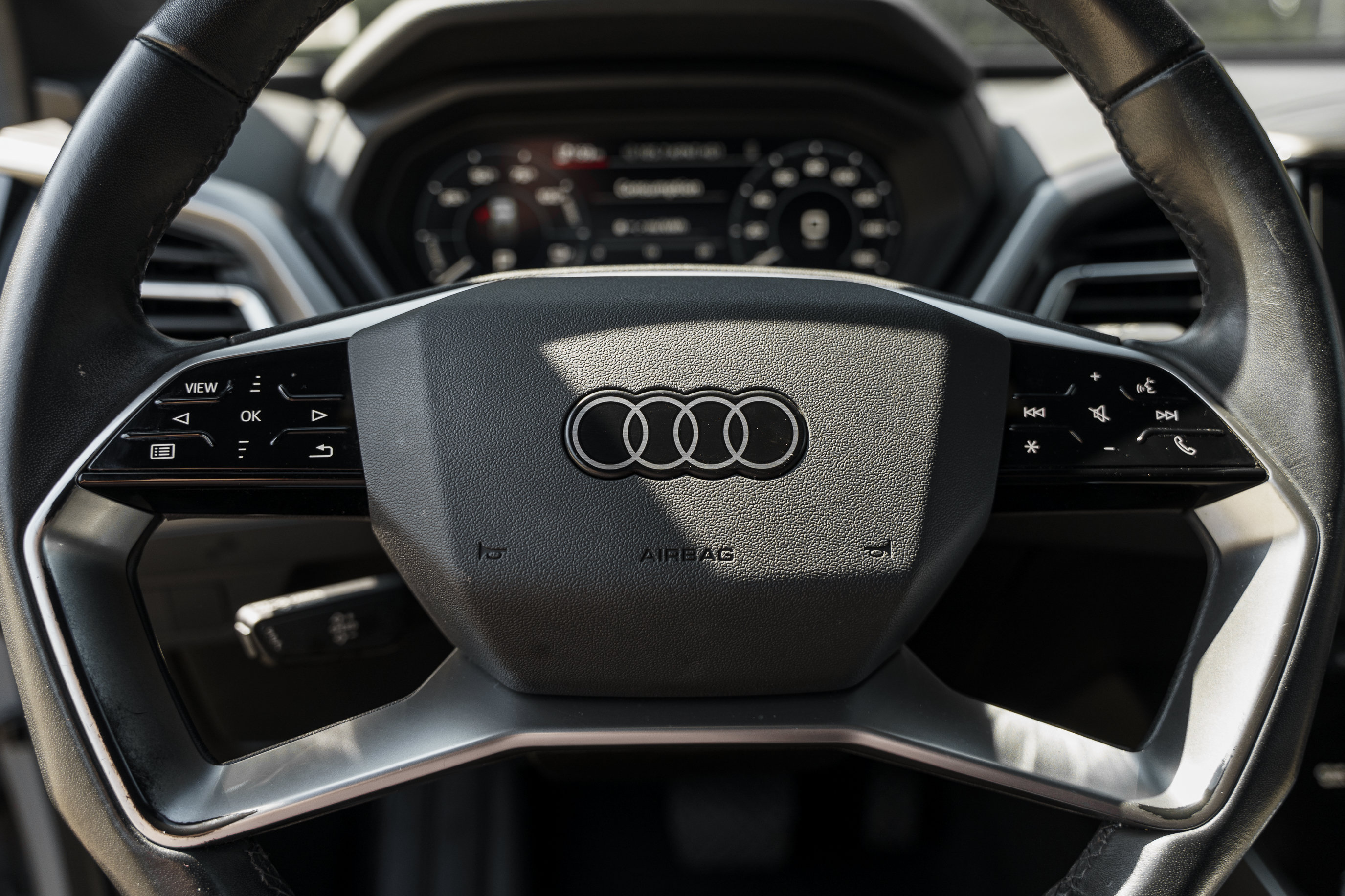 Certified 2023 Audi Q4 e-tron Premium AWD/4WD image 13