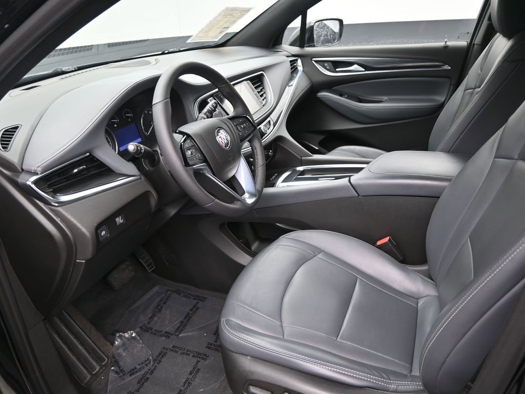 Used 2022 Buick Enclave Essence image 13