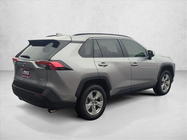 Used 2021 Toyota RAV4 XLE image 5