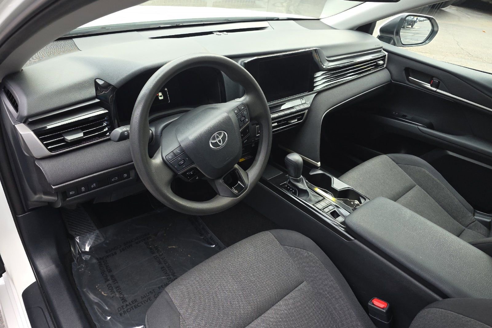 Used 2025 Toyota Camry LE FWD image 9