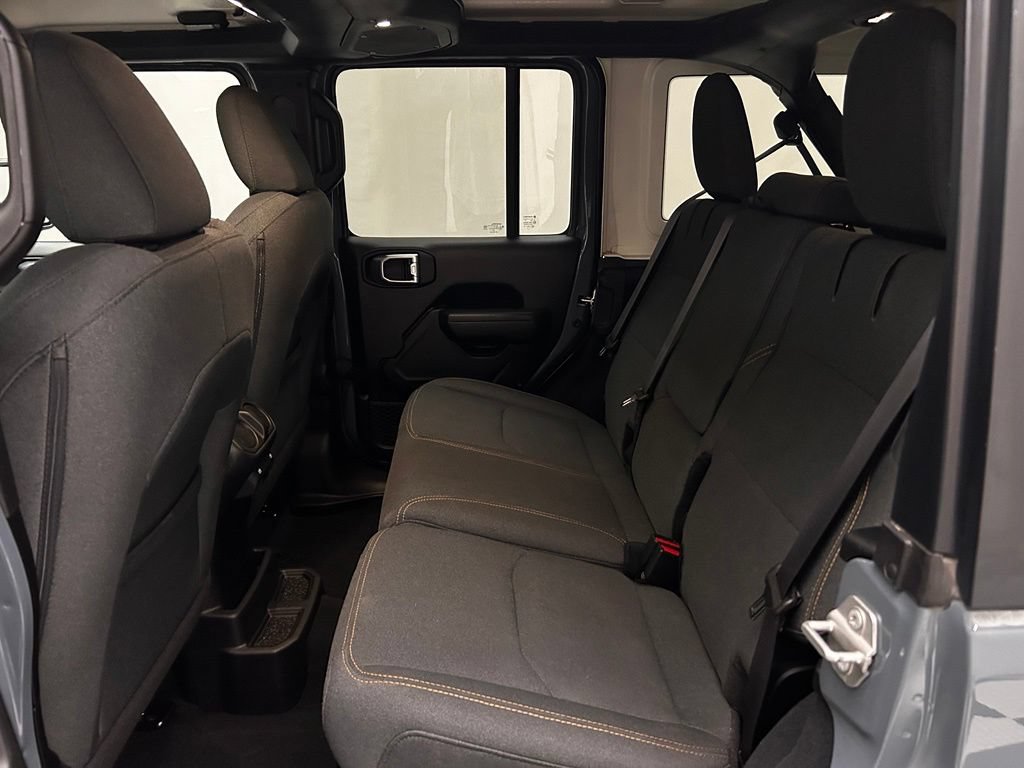 Certified 2024 Jeep Wrangler Unlimited AWD/4WD image 13