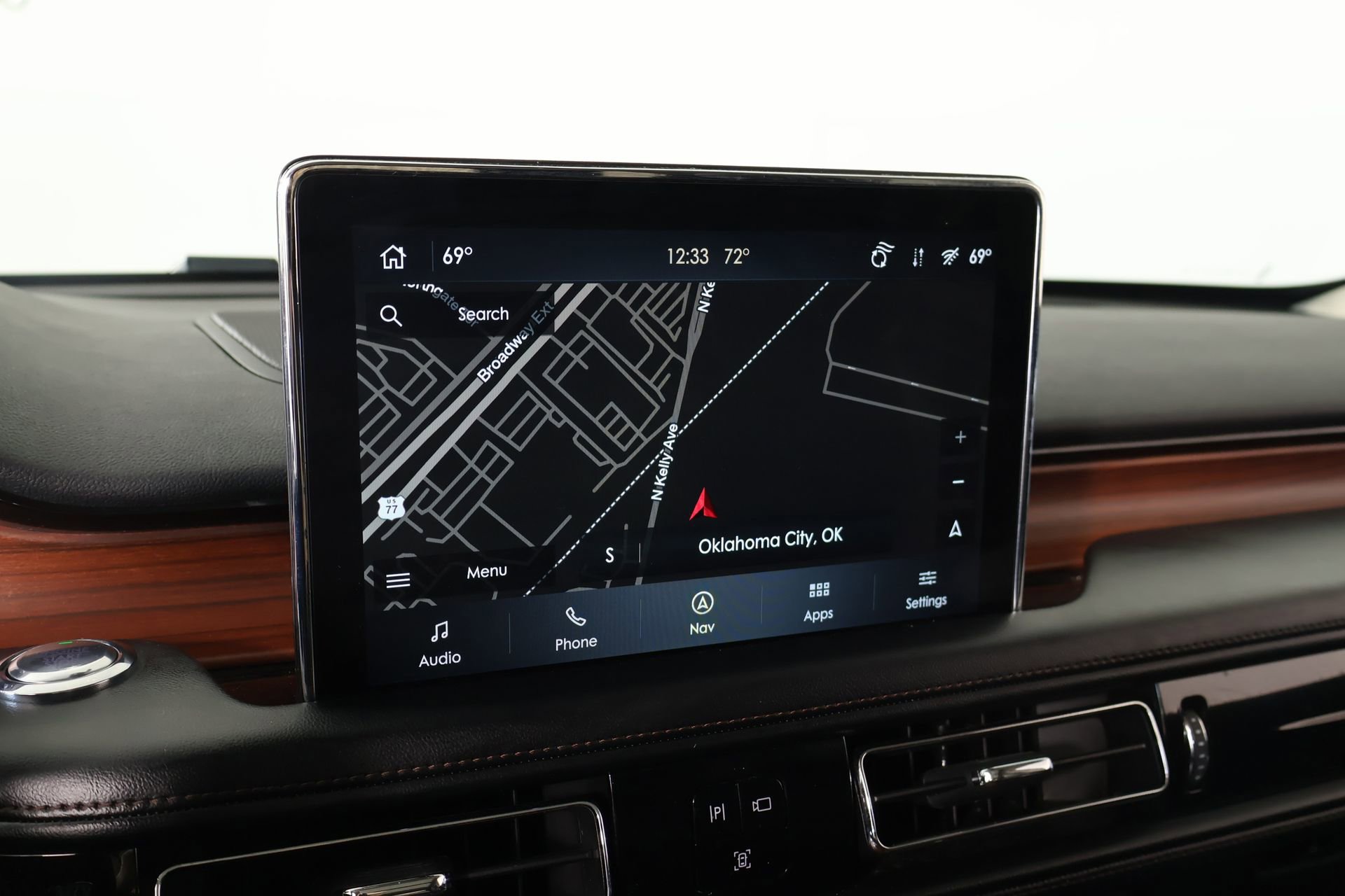 Used 2024 Lincoln Aviator Reserve w/ Equipment Group 201A image 7