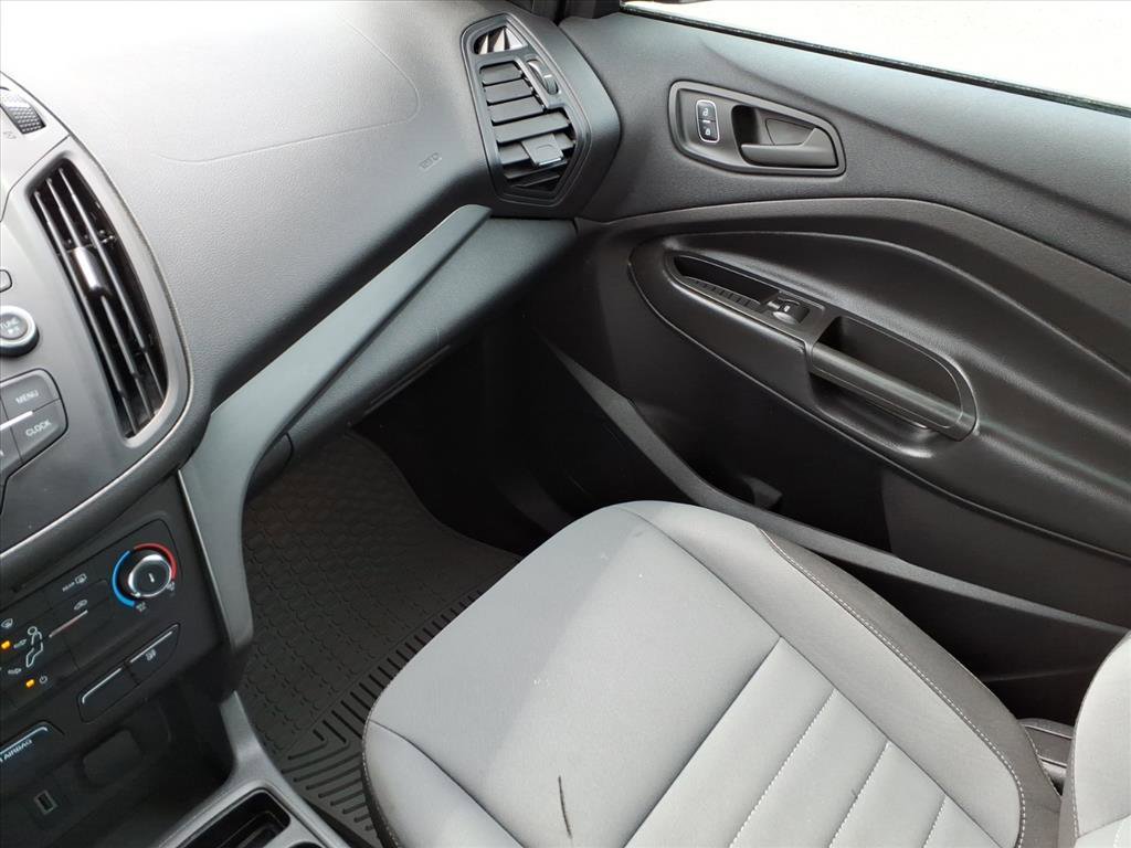 Used 2018 Ford Escape S FWD image 34