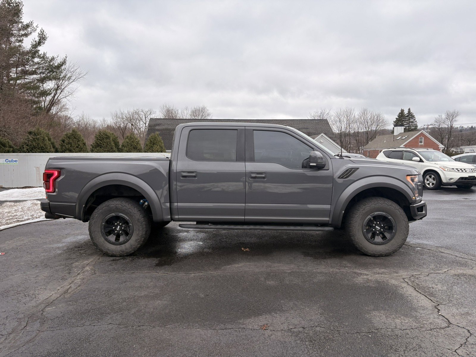 Used 2018 Ford F150 Raptor w/ Equipment Group 802A Luxury image 4