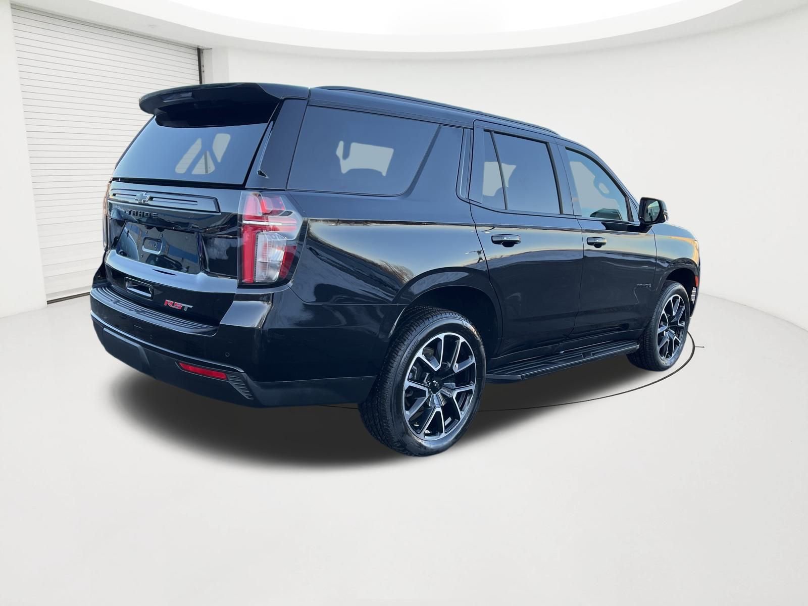 Certified 2024 Chevrolet Tahoe RST w/ Luxury Package image 5