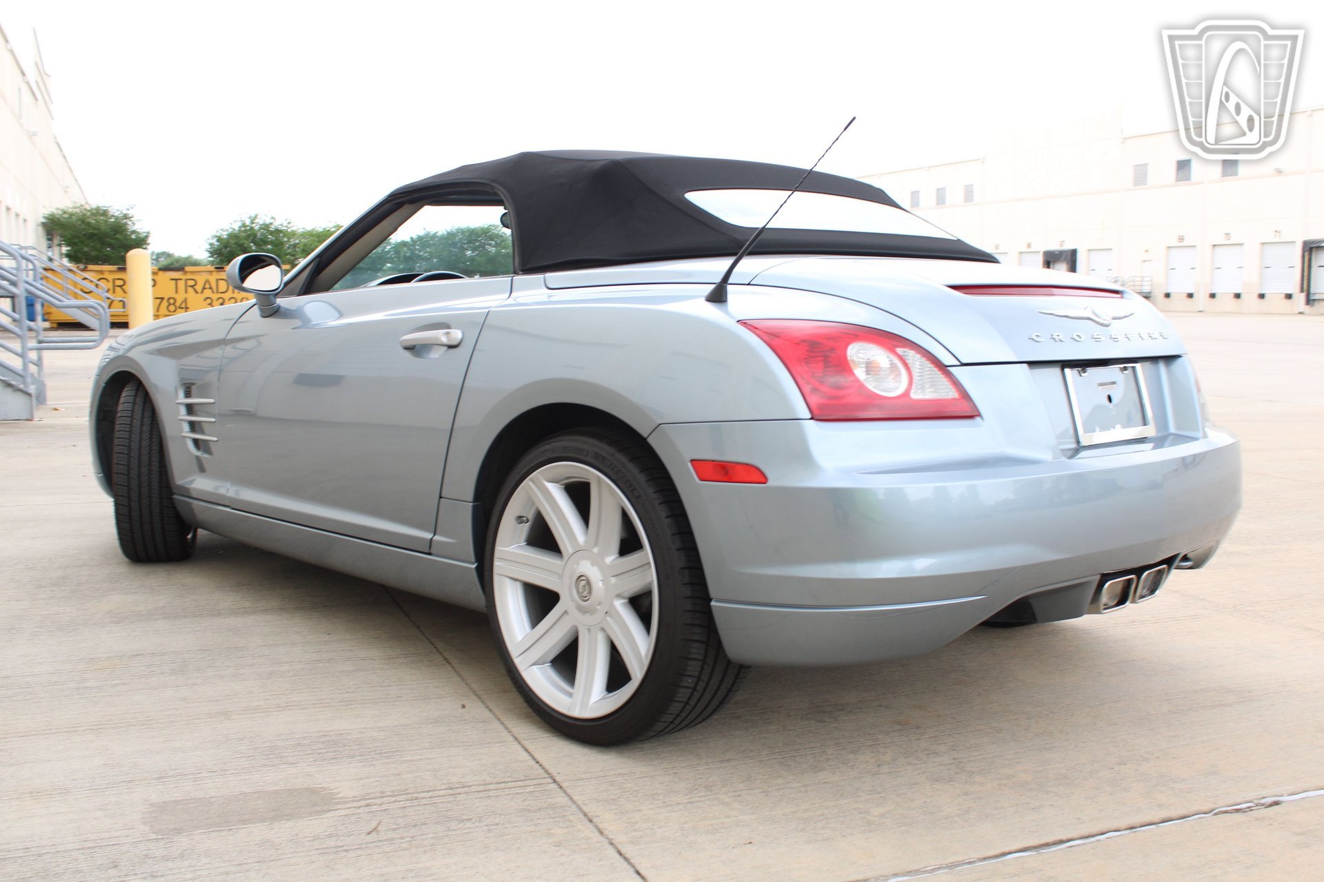 Used 2005 Chrysler Crossfire Limited image 17