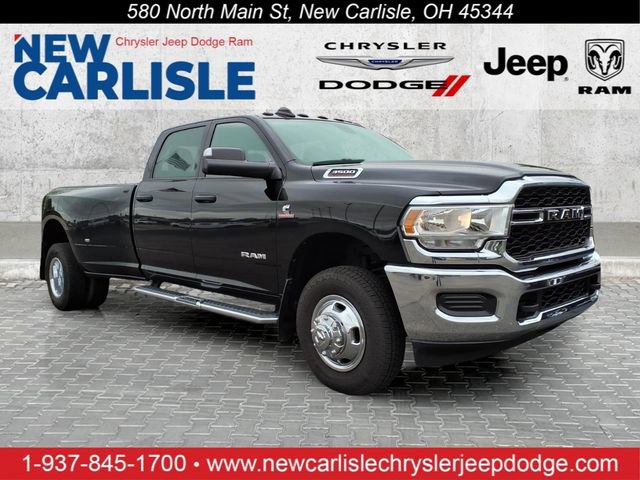 Used 2022 RAM 3500 Tradesman AWD/4WD image 1