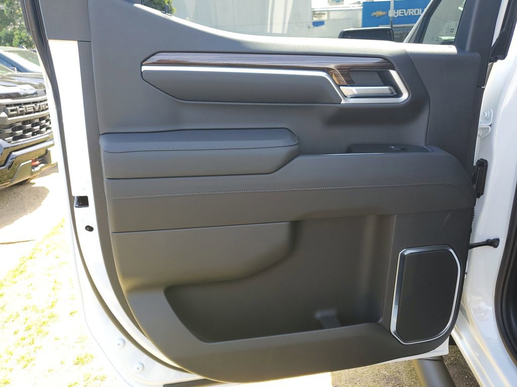 New 2026 Chevrolet Silverado 1500 RST w/ Redline Edition RWD image 16