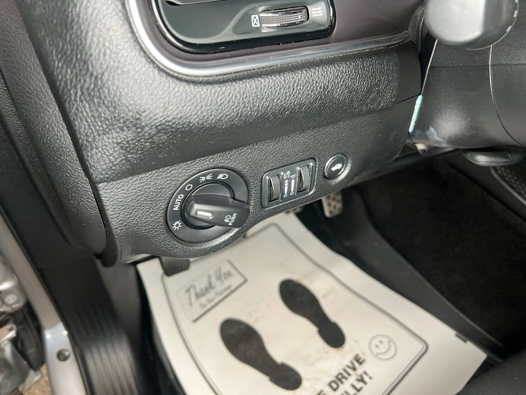 Used 2016 Dodge Challenger R/T w/ Blacktop Package image 14