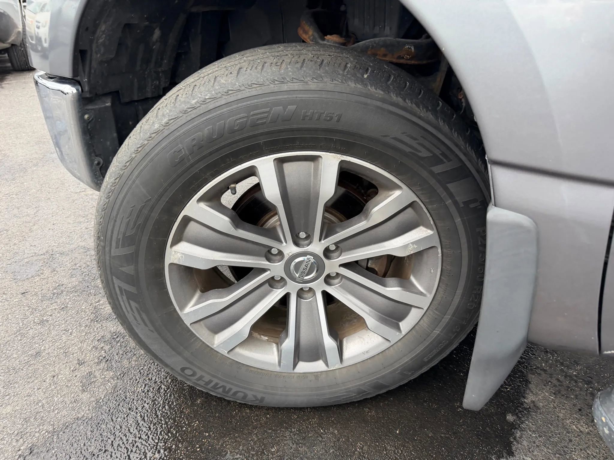 Used 2018 Nissan Titan SL AWD/4WD image 38