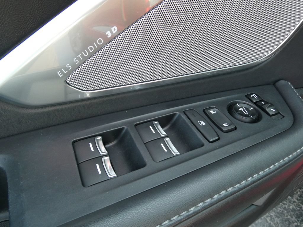 Used 2019 Acura RDX A-Specw/ Technology Package AWD/4WD image 24