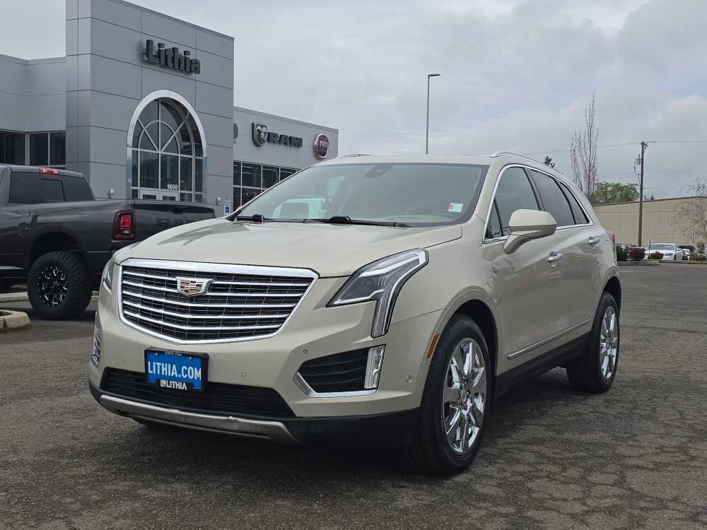 Used 2017 Cadillac XT5 Platinum w/ Driver Assist Package image 1