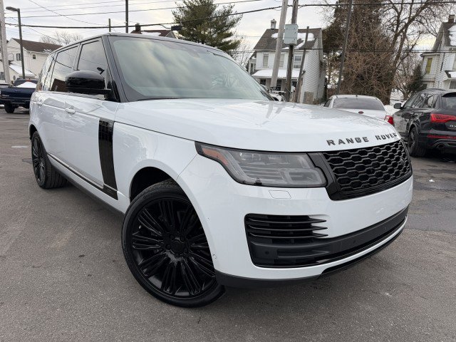 Used 2019 Land Rover Range Rover Long Wheelbase Supercharged image 3