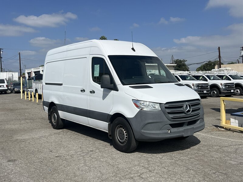 Used 2021 Mercedes-Benz Sprinter 2500 image 1