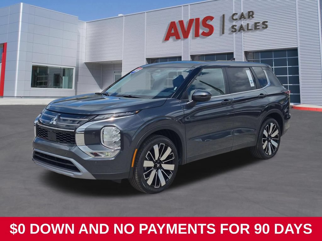 Used 2025 Mitsubishi Outlander SE
