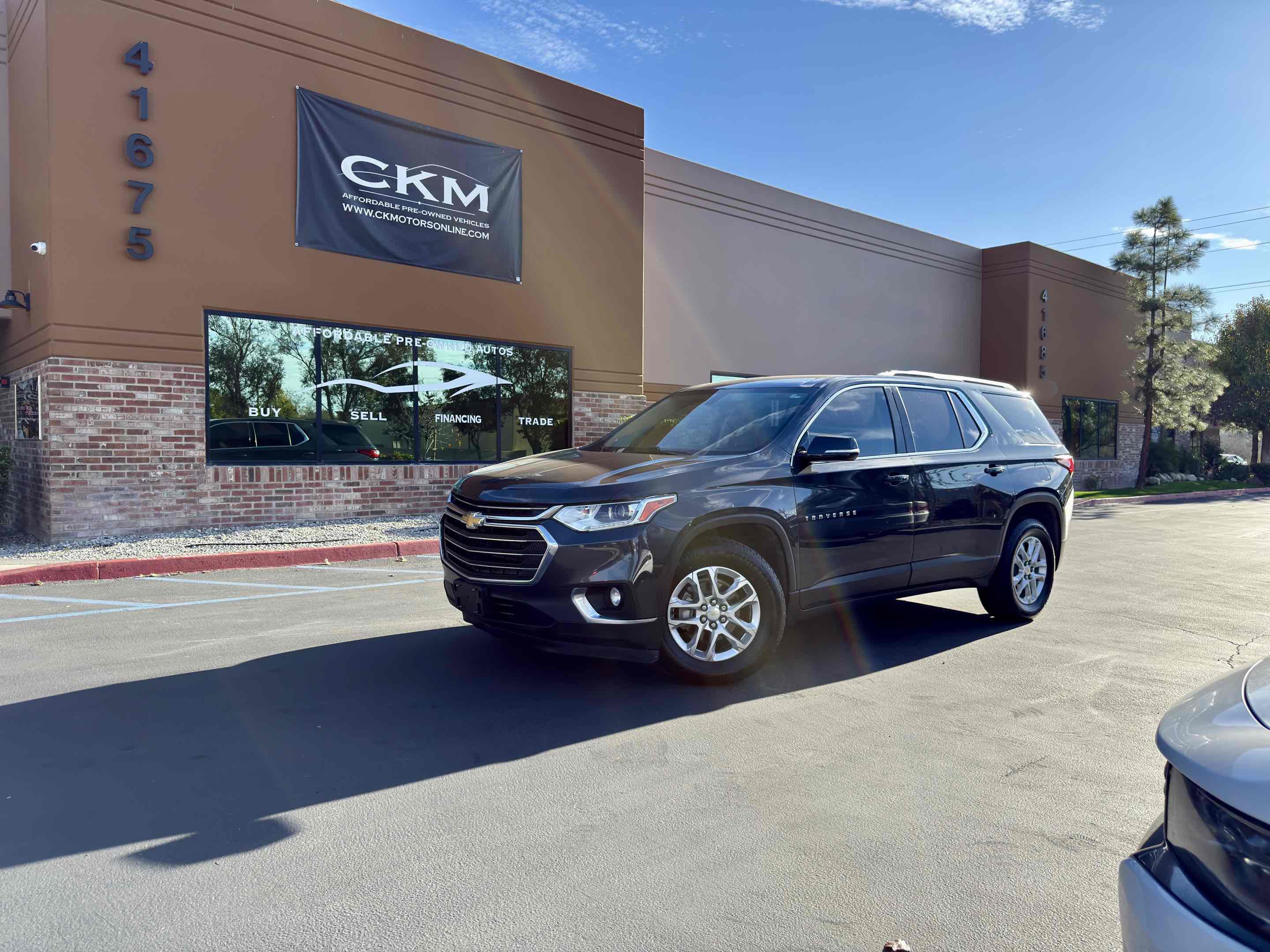 Used 2019 Chevrolet Traverse LT w/ LPO, Floor Liner Package image 2