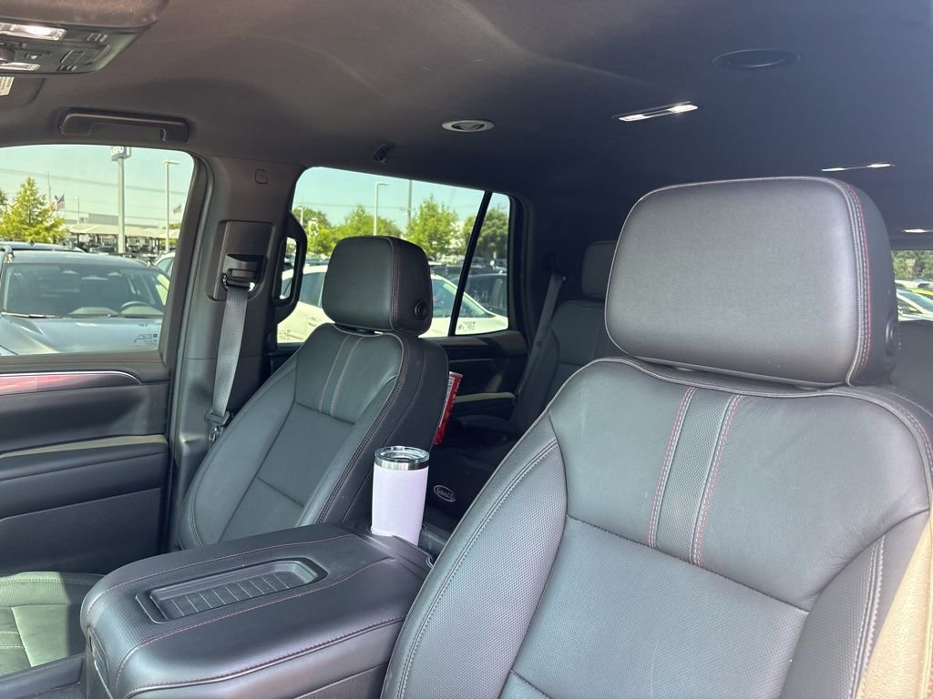 Used 2023 Chevrolet Tahoe RST w/ RST Performance Edition AWD/4WD image 5