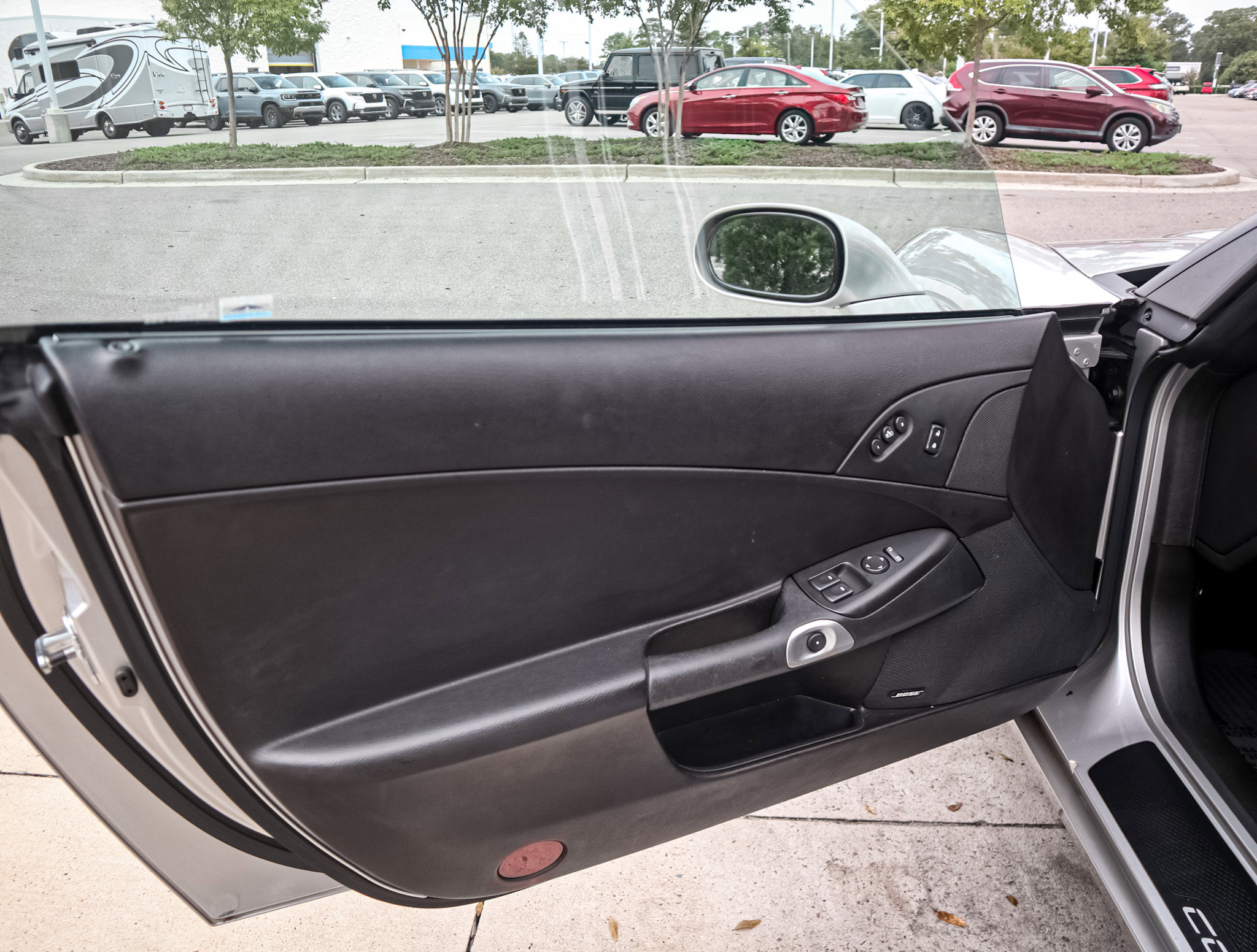 Used 2006 Chevrolet Corvette Convertible w/ Preferred Equipment Group image 14