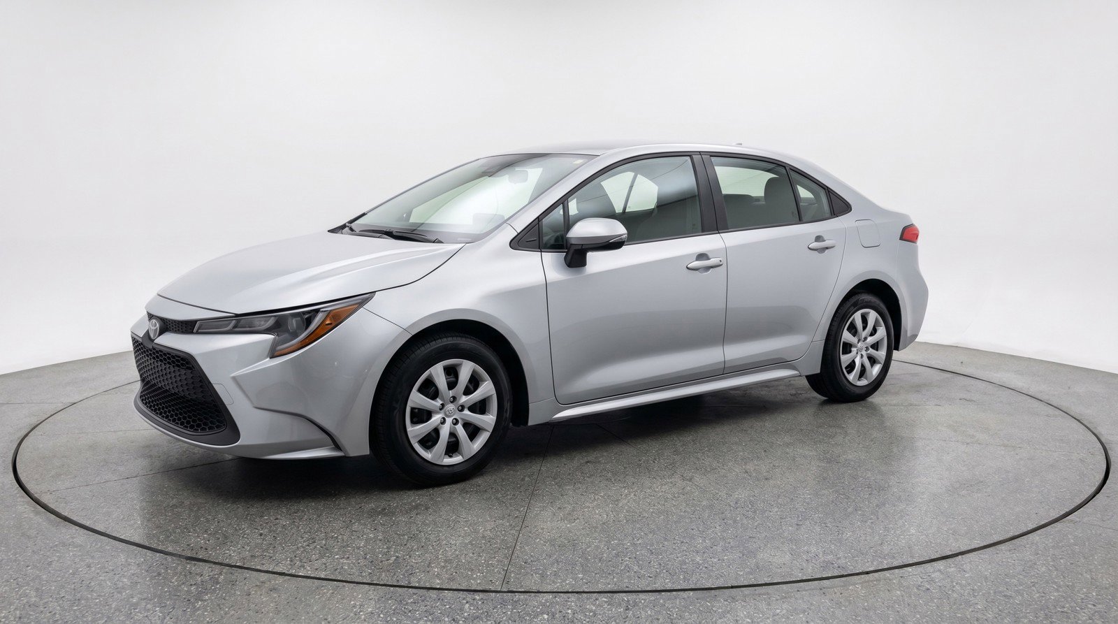 Used 2025 Toyota Corolla LE FWD image 3