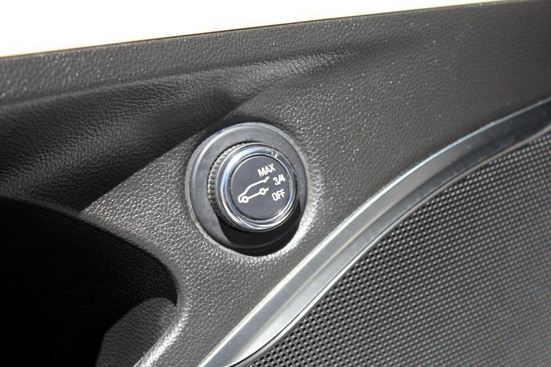 Used 2023 Buick Enclave Essence w/ Sound and Sites Package image 25