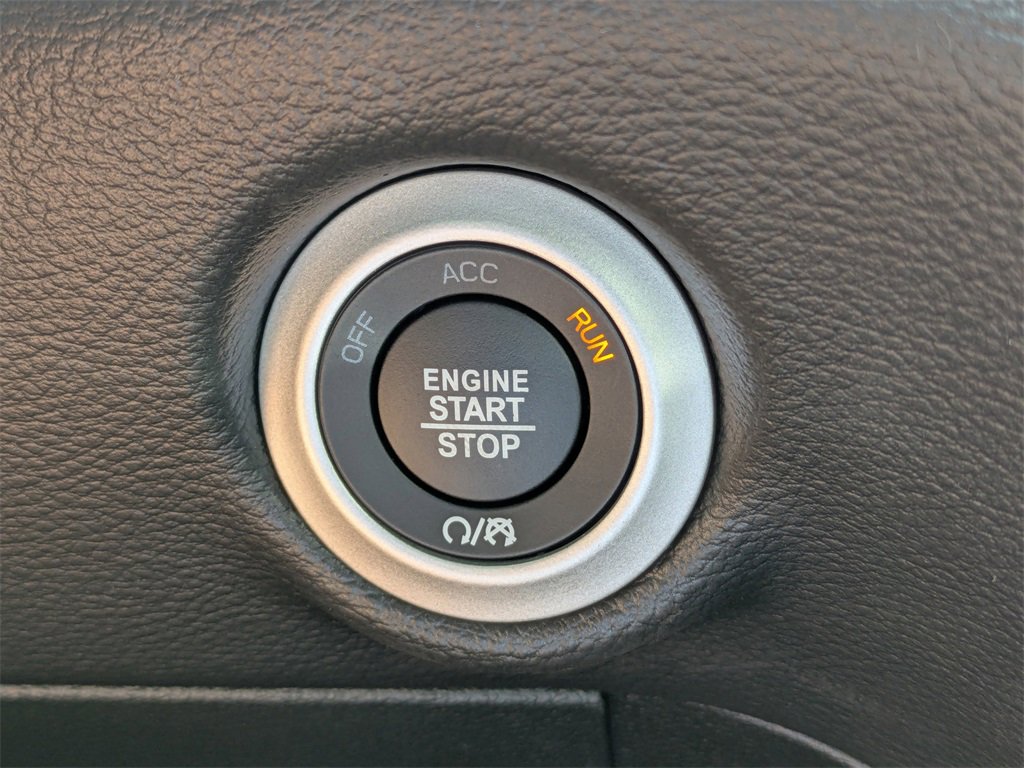 New 2026 Chrysler Pacifica Pinnacle image 37