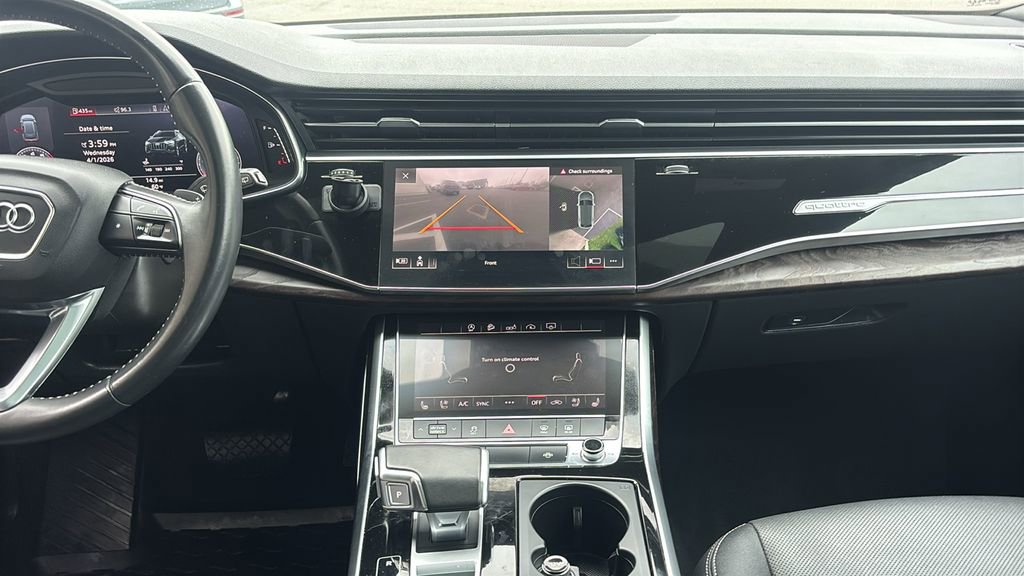 Used 2020 Audi Q8 Premium Plus w/ Premium Plus Package AWD/4WD image 6