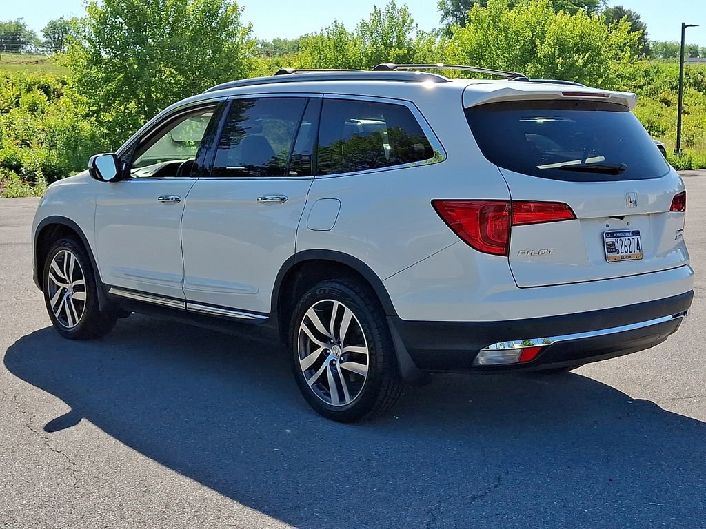 Used 2017 Honda Pilot Touring image 7