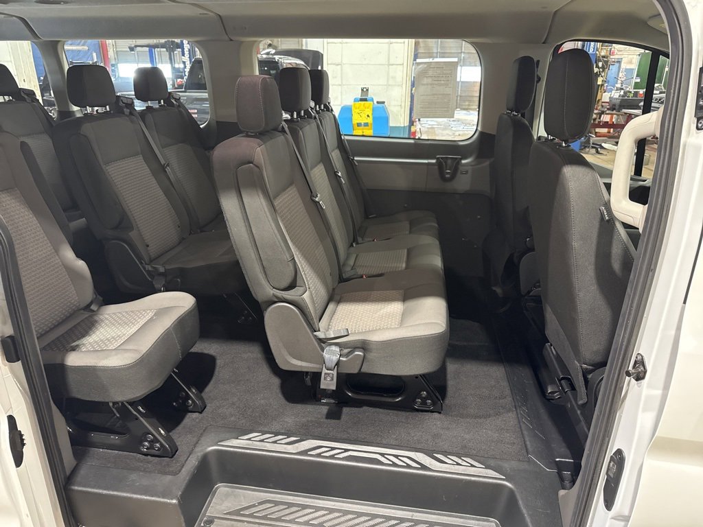 Used 2024 Ford Transit 350 XLT image 24
