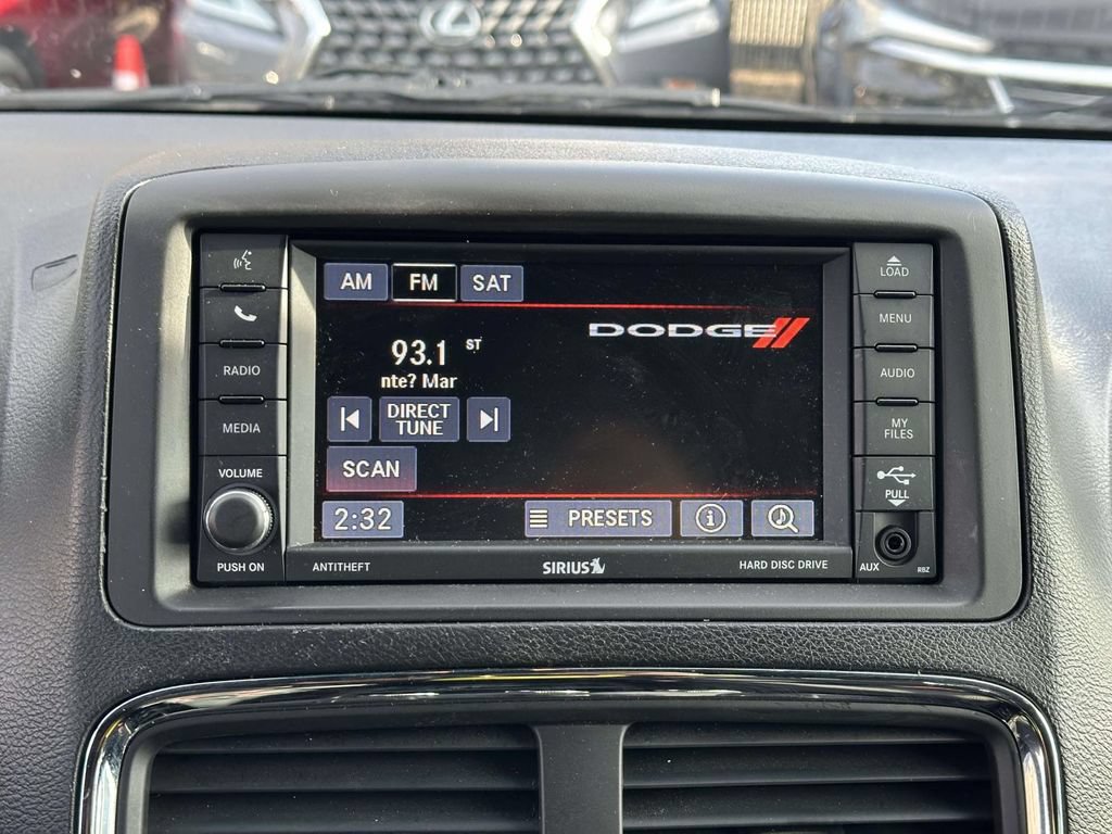 Used 2017 Dodge Grand Caravan SE FWD image 15