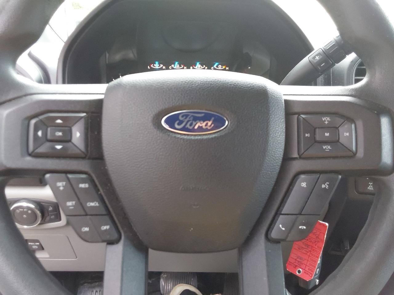 Used 2015 Ford F150 XL w/ Equipment Group 101A Mid AWD/4WD image 16