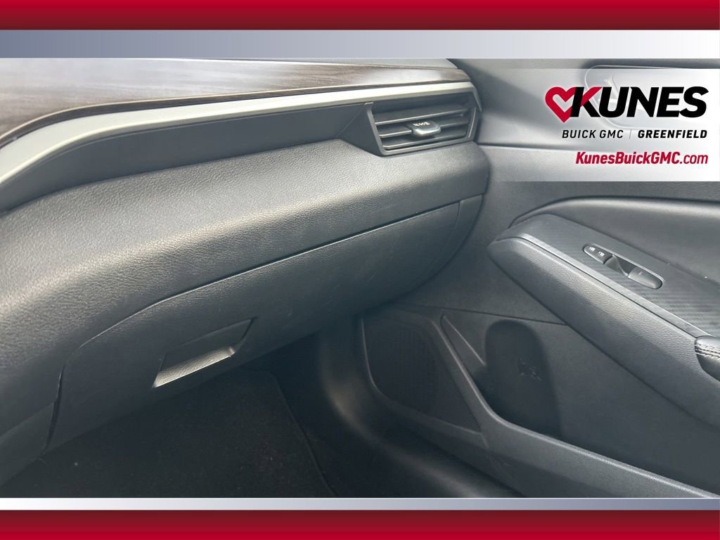 Used 2025 Nissan Altima 2.5 SV image 26