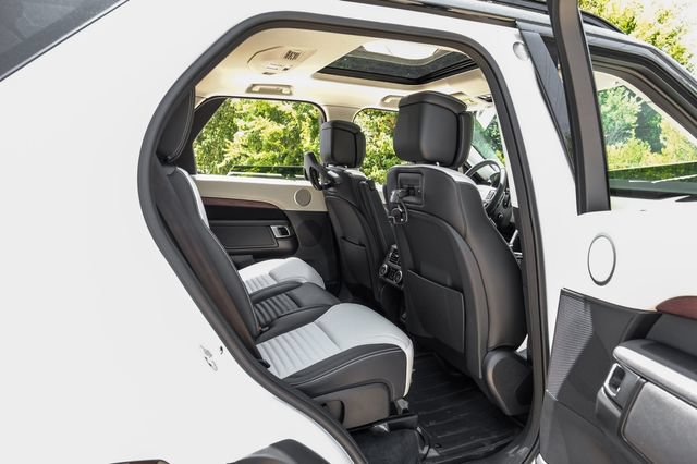 New 2026 Land Rover Discovery Dynamic SE AWD/4WD image 47