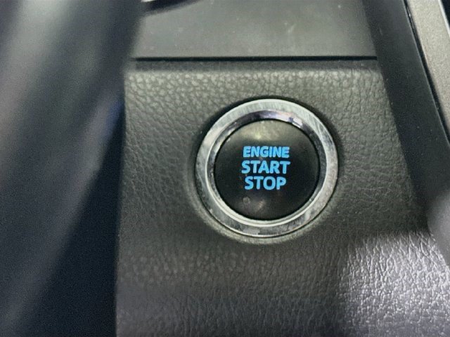 Used 2023 Toyota Camry SE w/ Convenience Package FWD image 20