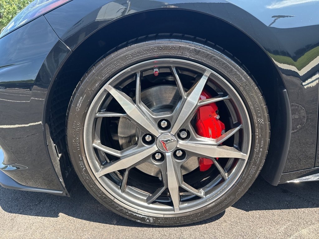 Used 2020 Chevrolet Corvette Stingray Premium Cpe w/ 3LT Preferred Equipment Group image 26