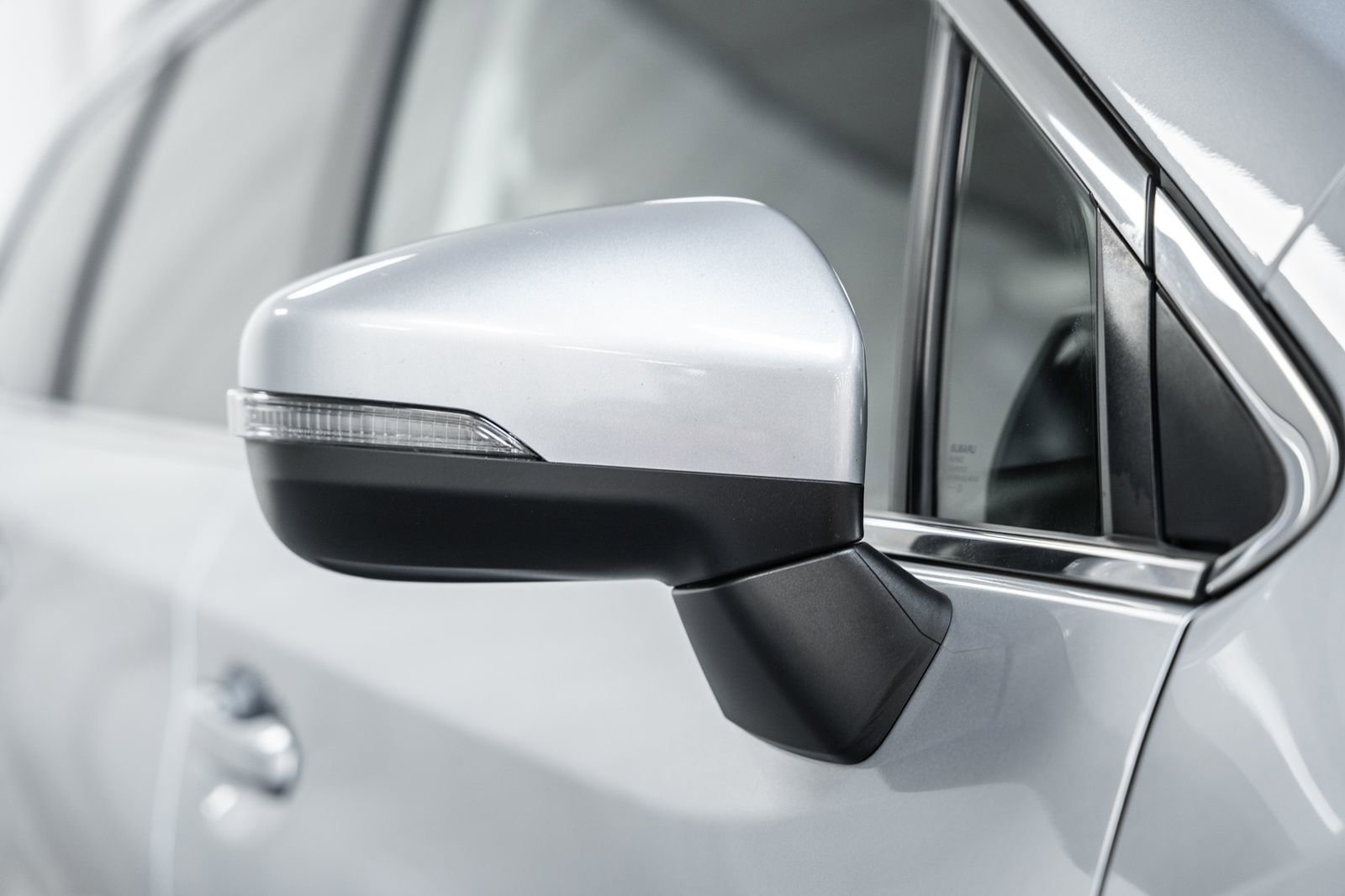 Used 2021 Subaru Ascent Limited AWD/4WD image 19