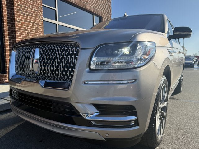 Used 2020 Lincoln Navigator Reserve w/ Luxury Package image 10