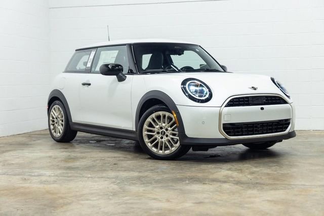 Certified 2025 MINI Cooper 2-Door Hardtop image 5
