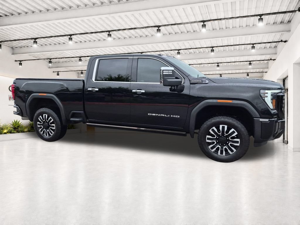 Certified 2025 GMC Sierra 2500 Denali Ultimate w/ Max Trailering Package AWD/4WD image 18