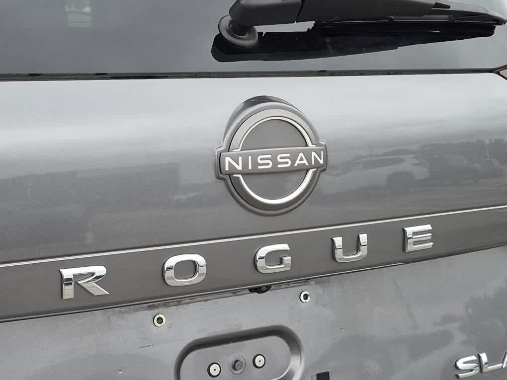Used 2023 Nissan Rogue SL w/ SL Premium Package AWD/4WD image 22