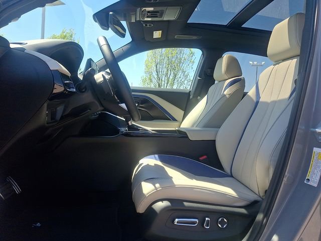 Certified 2025 Acura ADX A-Spec image 13