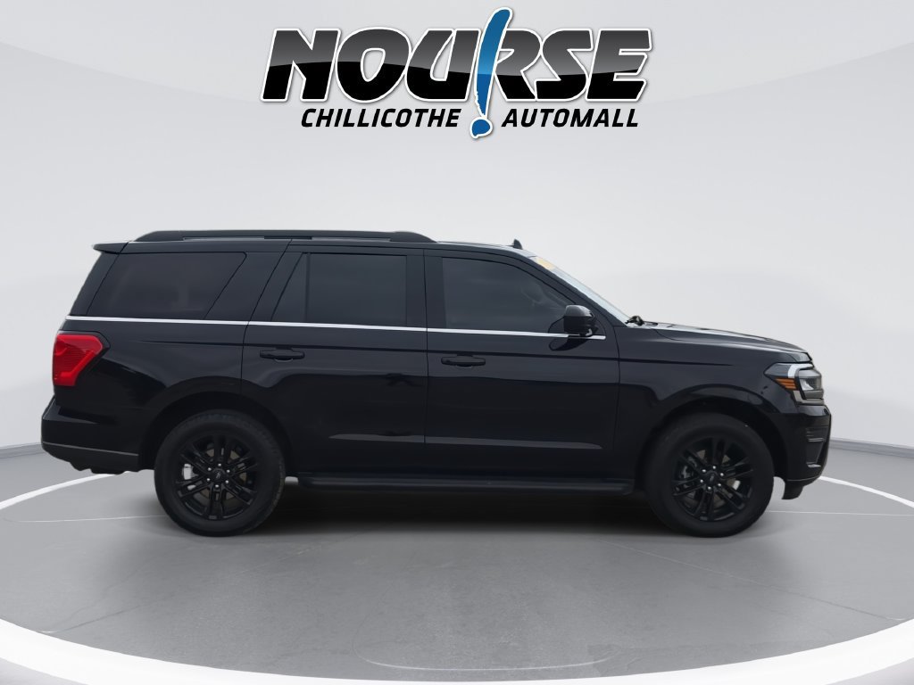 Used 2024 Ford Expedition XLT AWD/4WD image 9