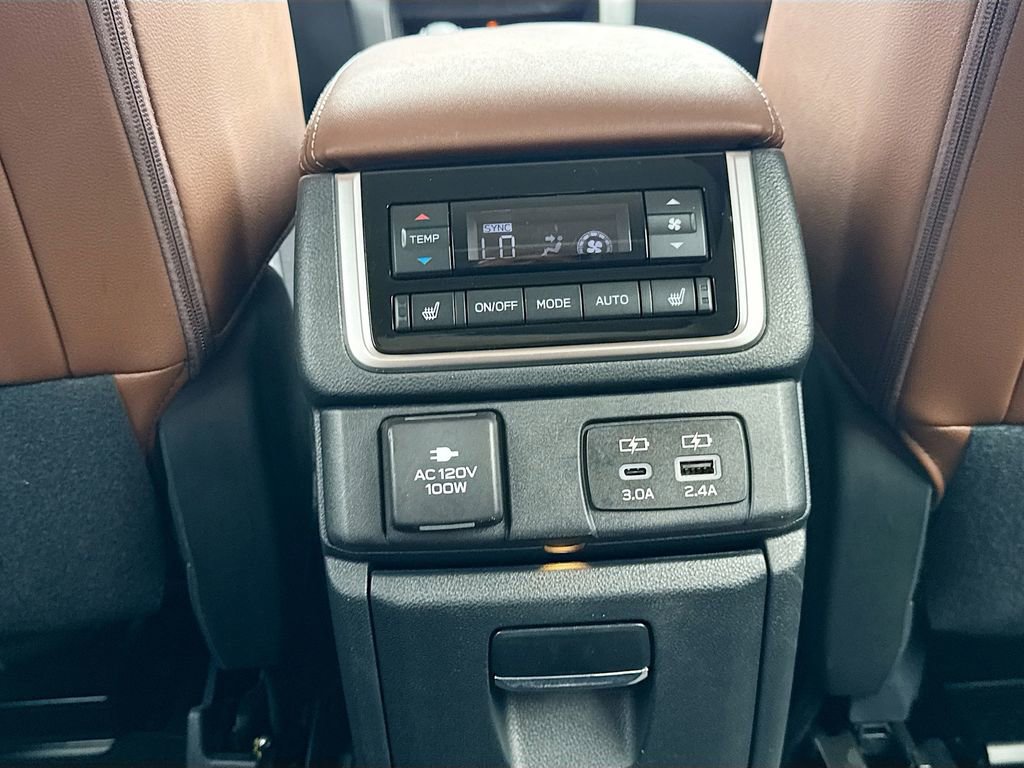 Used 2024 Subaru Ascent Touring AWD/4WD image 31