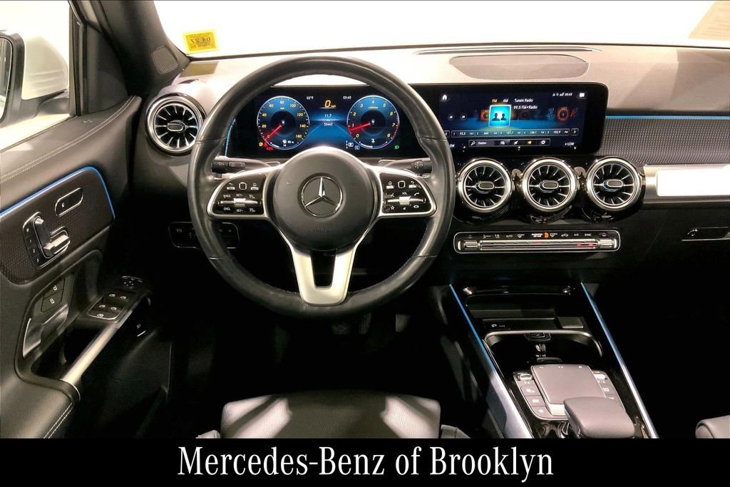 Certified 2022 Mercedes-Benz GLB 250 4MATIC image 7