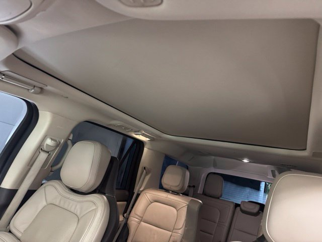 Used 2024 Lincoln Navigator Reserve AWD/4WD image 19