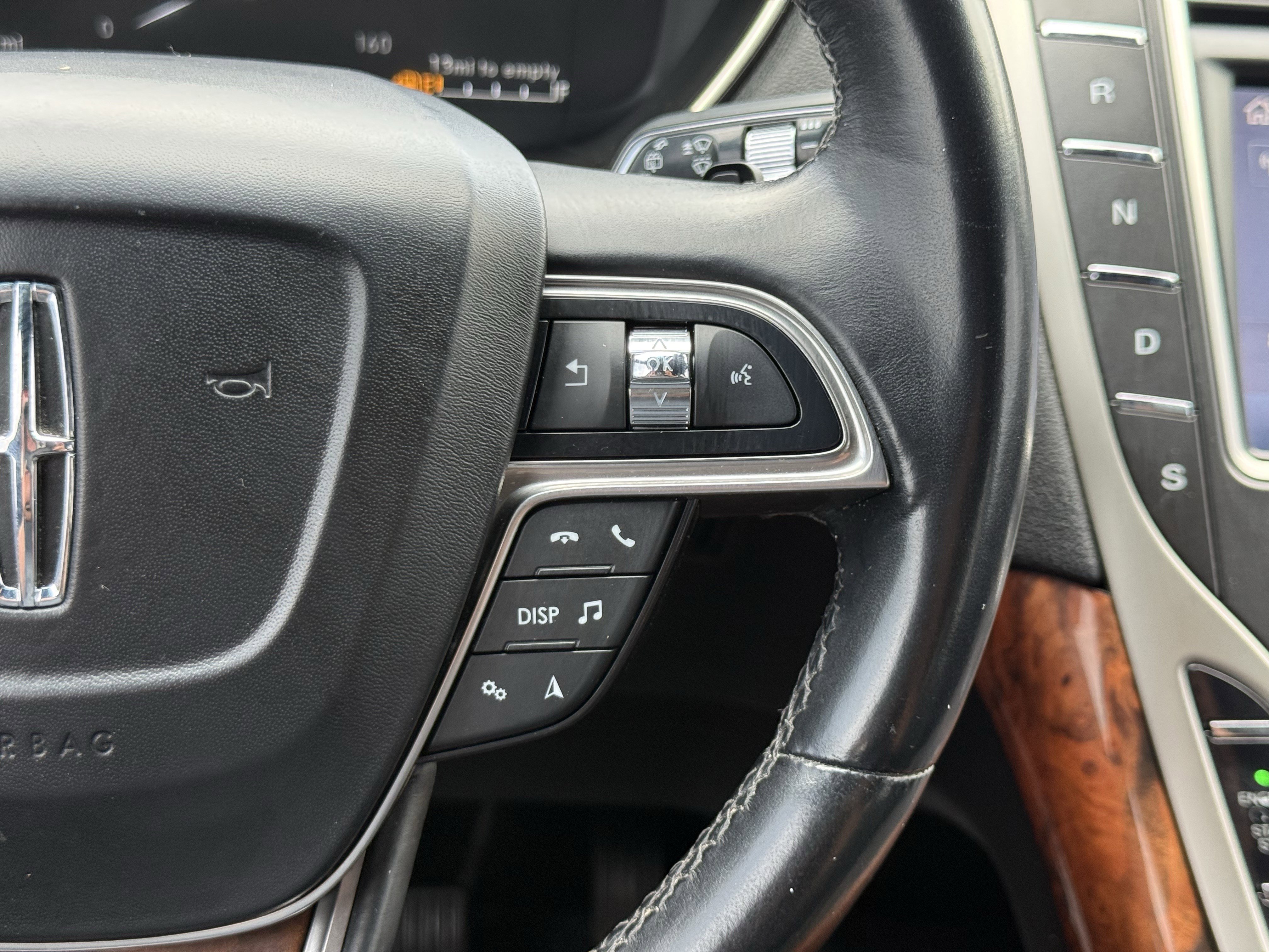 Used 2019 Lincoln Nautilus Reserve w/ Cargo Utility Package image 25