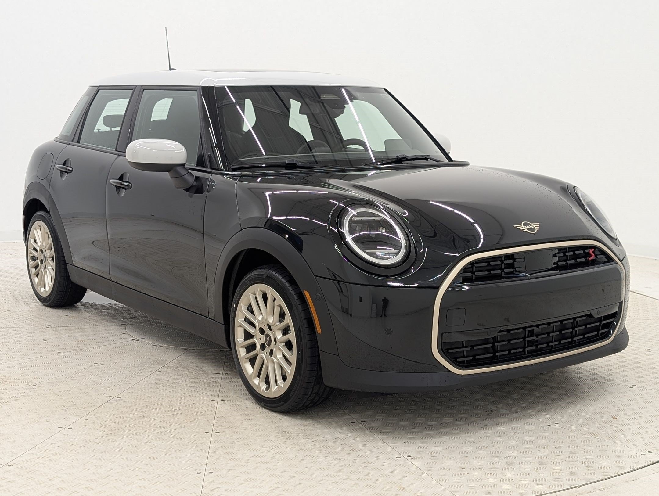 New 2026 MINI Cooper S FWD image 7