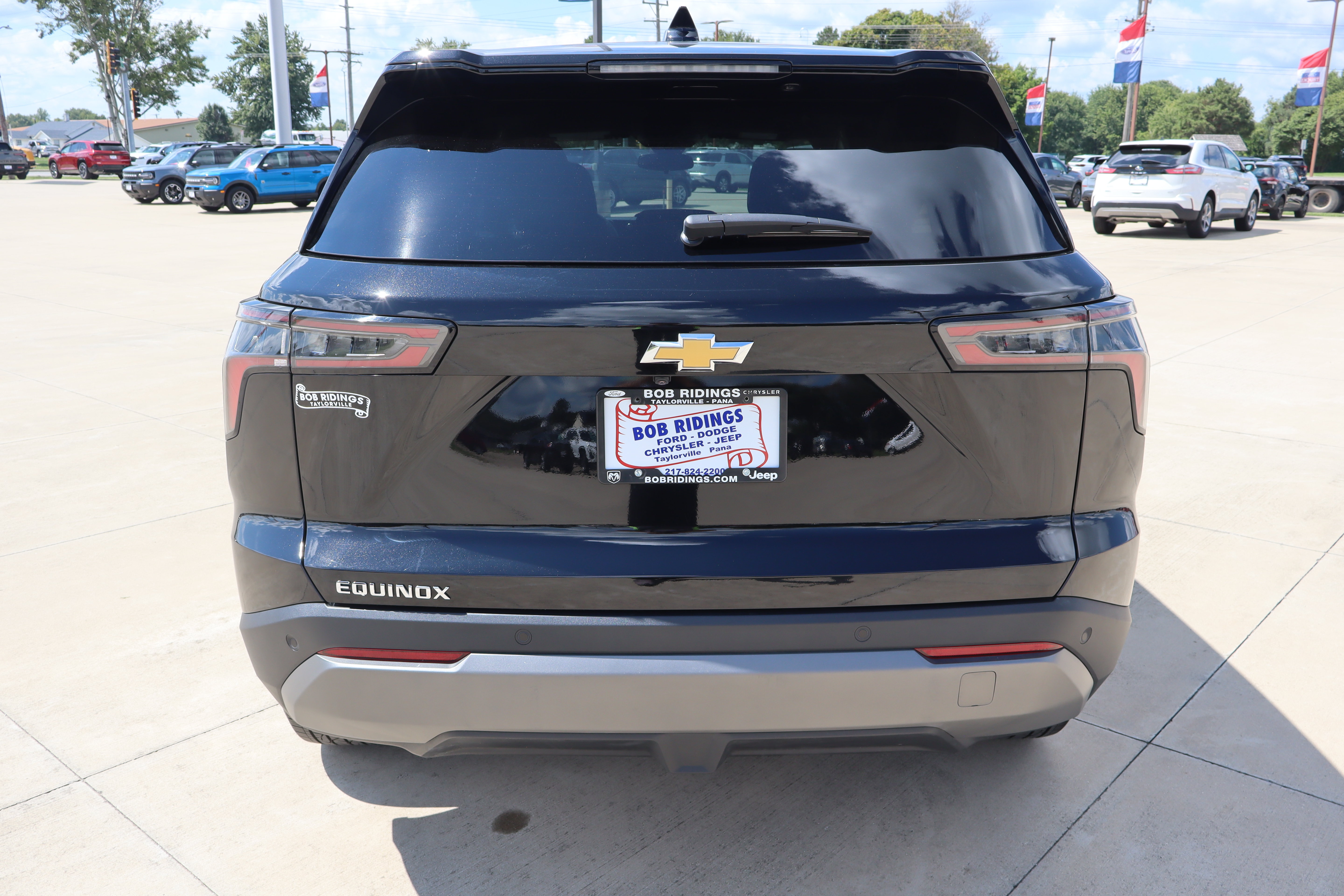Used 2026 Chevrolet Equinox LT w/ LPO, Floor Liner Package FWD image 6